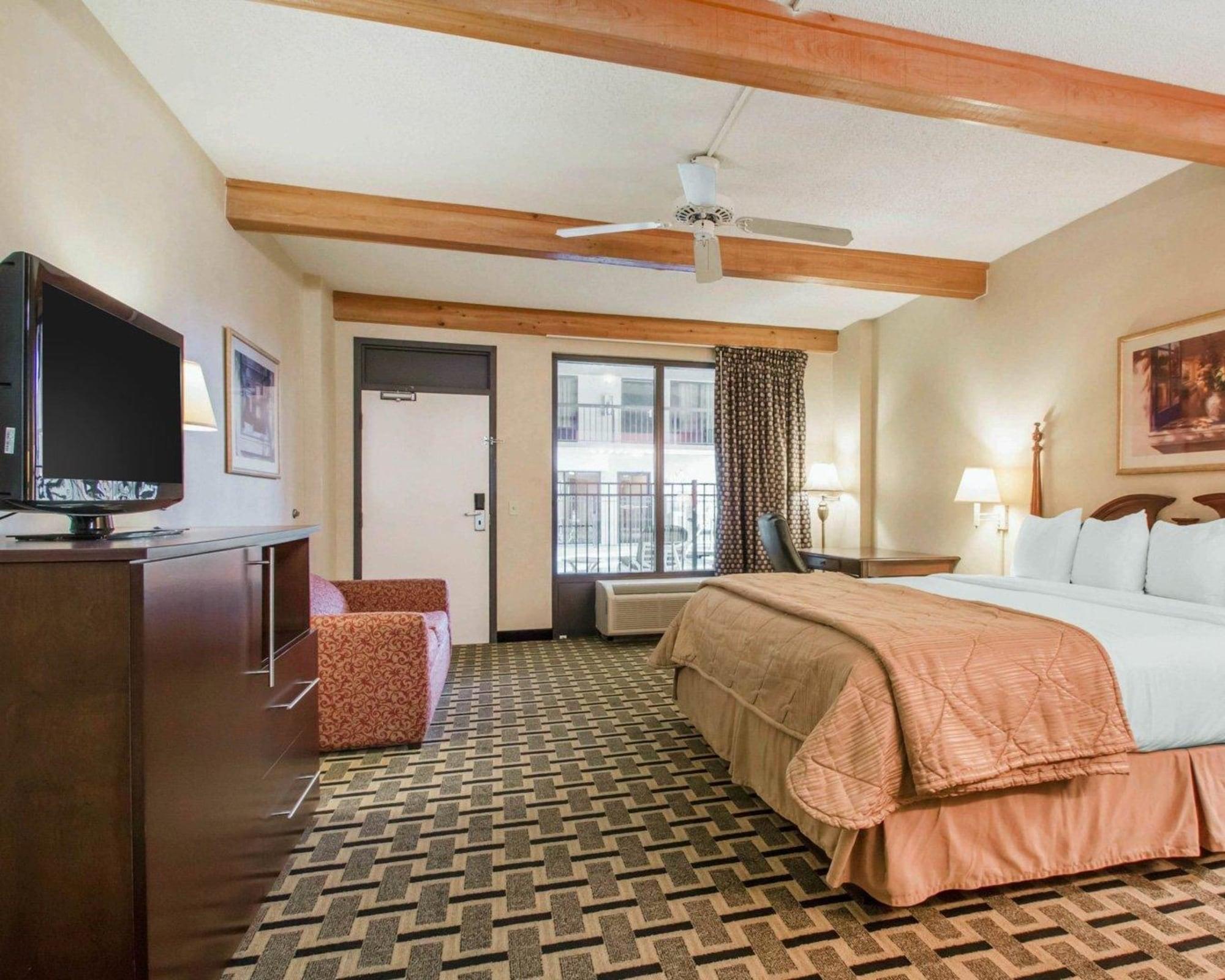 Quality Inn & Suites Ridgeland Exterior photo